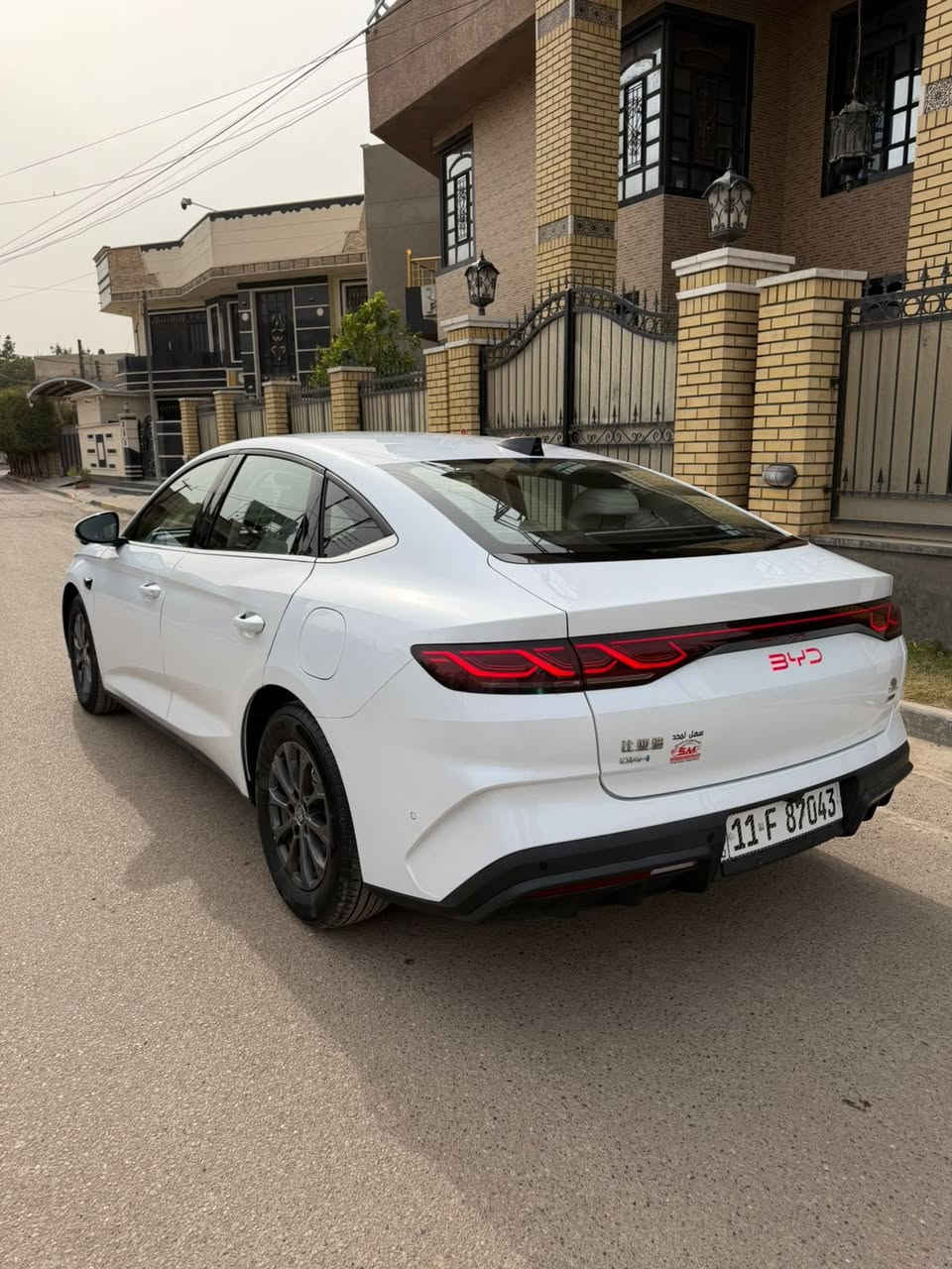 Byd qin L
كن ال ١٣ كامرة اوتو بارك داش كام بلادي موديل ٢٠٢٥ ماشية ٧ الاف بيها صبغ باب خلف السايق بدون دواخل  بيت او مراوس سيل فايف او كن بلاص
السعر ٢٢ مليون وبيها مجال  ***********
