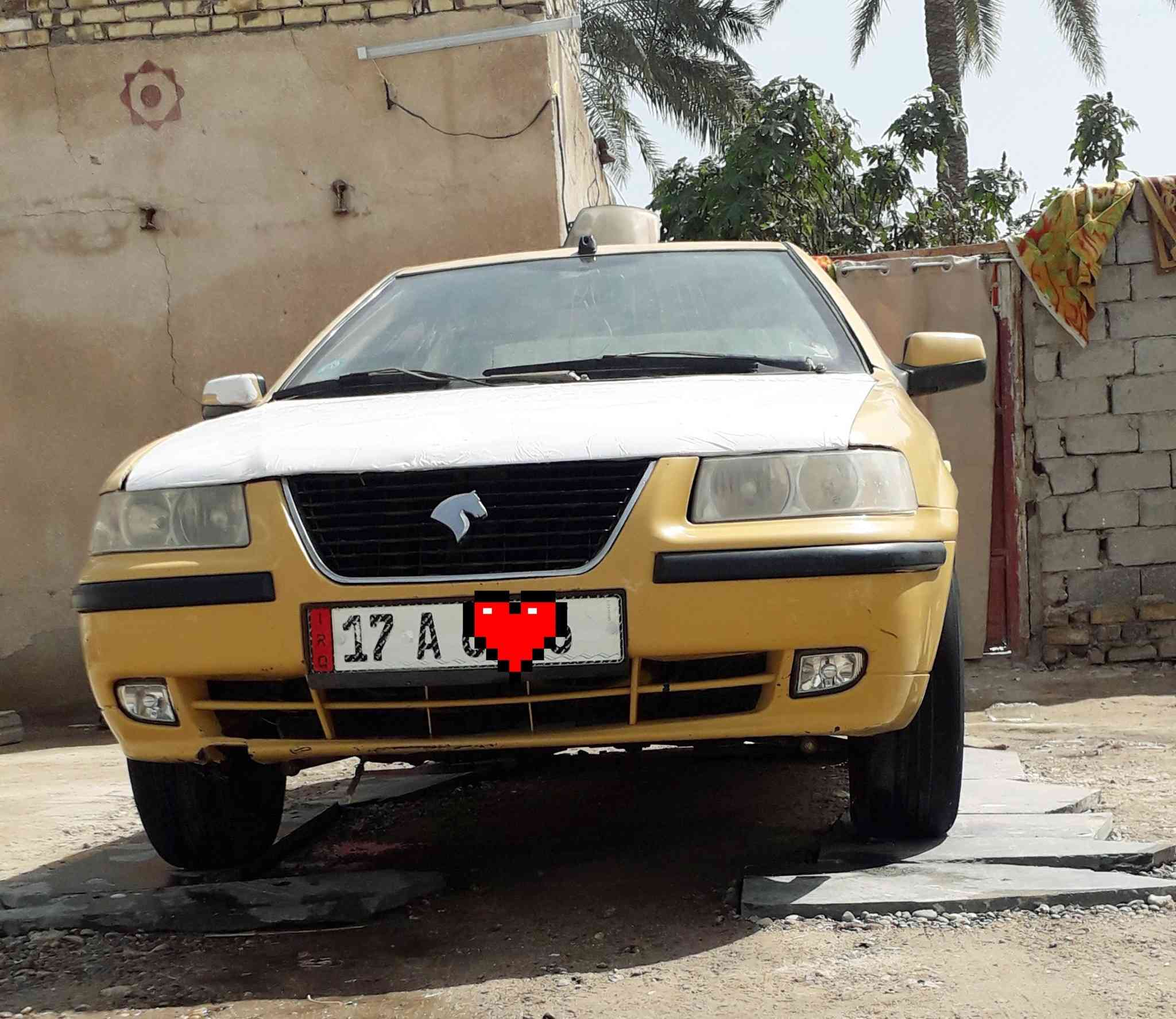 سمند للبيع مديل 10السياره رقم انكيلزي امصفره من كلشي كير مكينه مكفولات عوزها بس تبريد ضررها طخه جاملع خلفي ومصلحه السعر(25)وبيه مجال ***********
