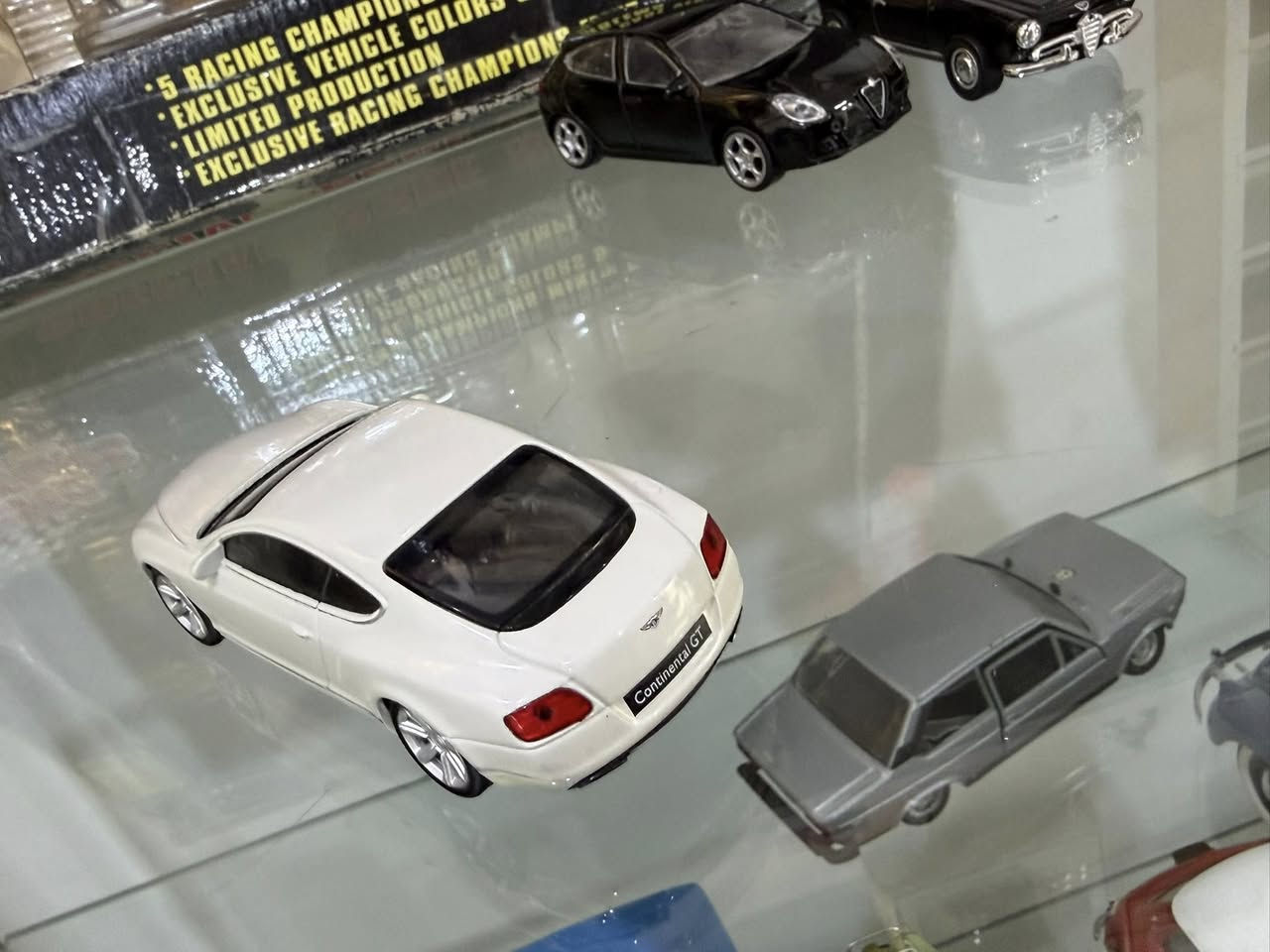 متوفر للبيع
سيارات حجم 1/43


**إذا كنت صاحب هذا الإعلان وتريد حذفه لأي سبب، رجاءا أرسل رسالة إلى الدعم الفني**