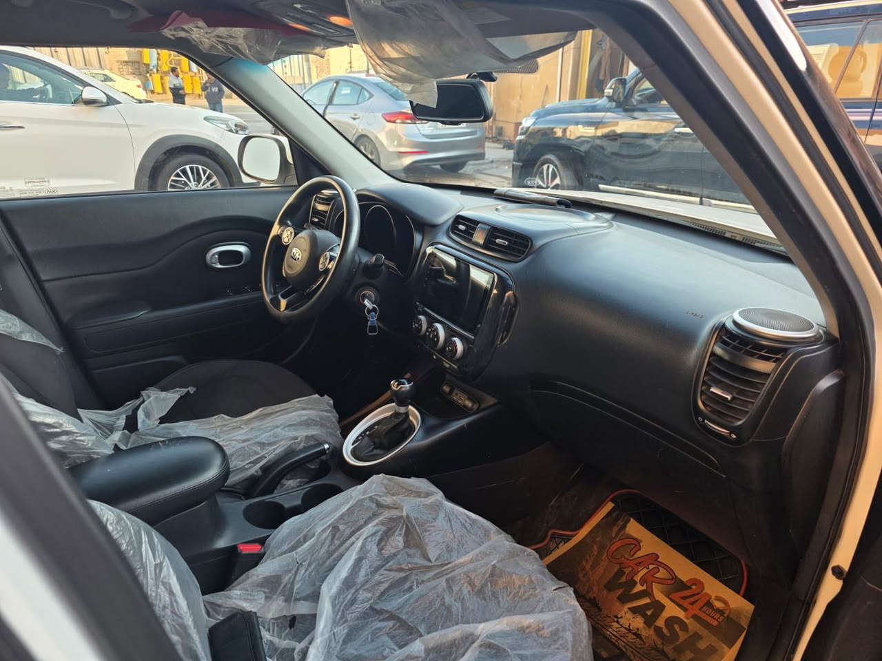 السلام عليكم صول موديل ١٦ رقم بغداد الجديد السيارة حادثهة جاملغ وصور الحادث موجودة بلمنشور وصور السونار هم موجوة بلمنشور السيارة مكينة ١٦٠٠ جي دي اي شاشة كامرة تحكم ستيرن مواصفات عادية مال الصول السيارة معروضة ١٠٣ وبيهة مجال وموجودة بغداد الجديدة ورقمي***********
