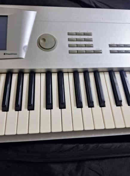 جهاز v3اوربي سامبلر موس شرط اصلي جهاز نظافه ١٠٠بل ١٠٠ شرط استفسار ***********
