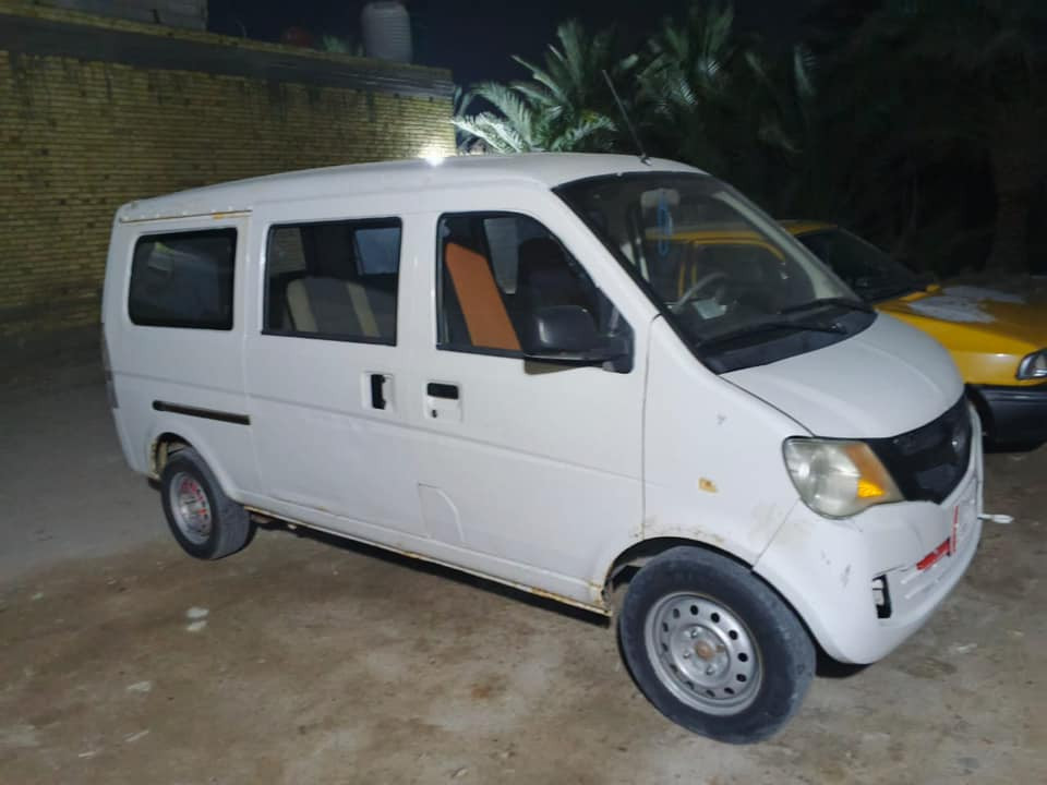 ليفان باص موديل 14راكب 10مكان ذي قار ناصرية 
***********
