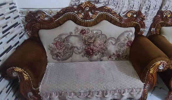 ديوان تزكام 5 أمتار وتخم ملكي للبيع السعر 400 الف ديوانية حي المتقاعدين 
***********
