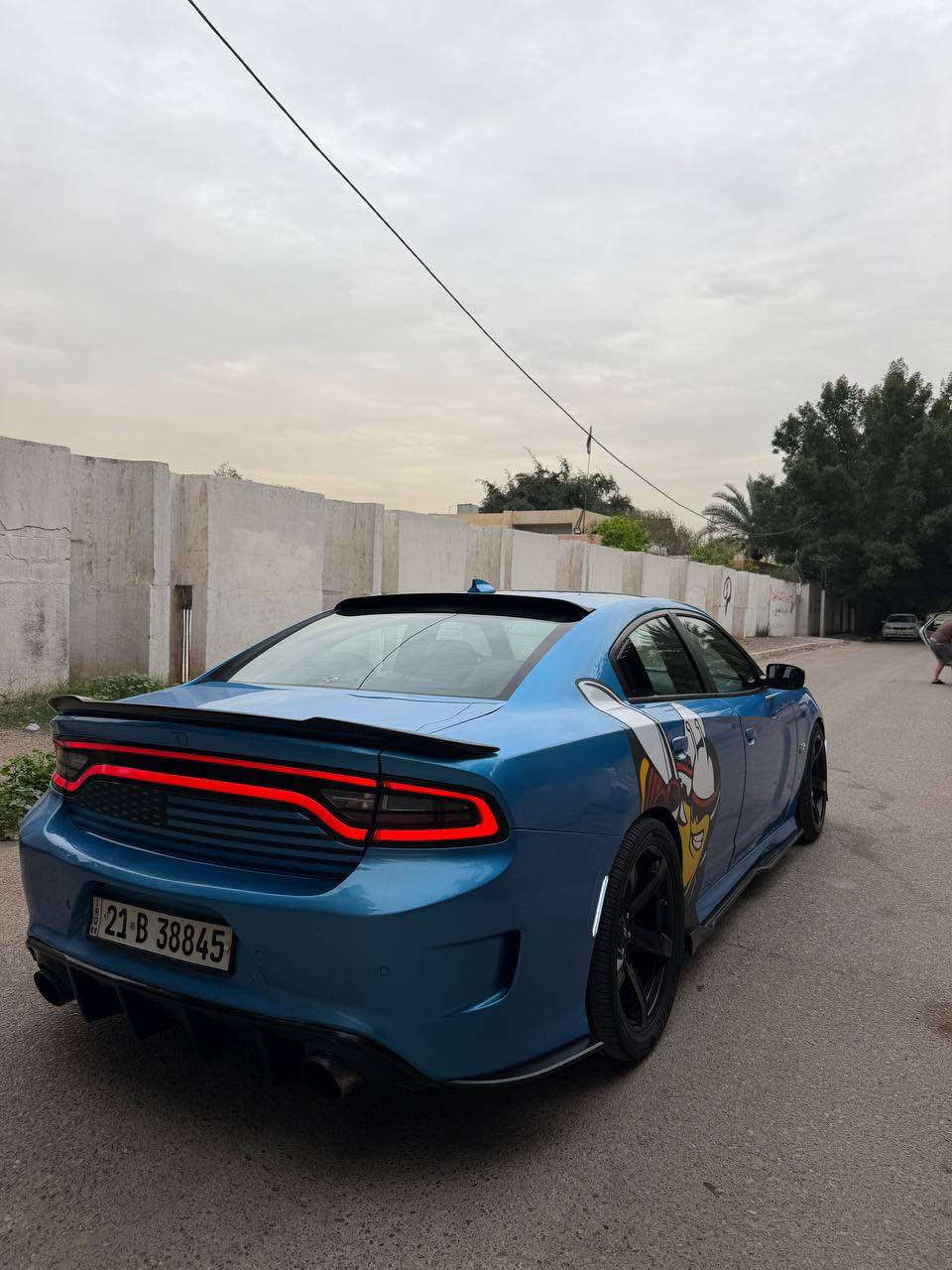 السلام عليكم للبيع جارجر 6400
 سكات باك سوبر تراك باك٢٠١٨
ماشيه ٥٣ الف 
حادثه جداً بسيط بدون لغد بدون شاصي بدون ايرباك بنيد فقط مبدل ومصبوغ وشبر بالجاملغ الايسر الخلفي كلير مو اكثر من شبر 
تراي زيرو سياره جاهزه صدر تايرات دسكات 
مواصفات السياره 
شاشه كبيره كار بلي
تشغيل عن بعد
شفتات ستيرن
كشنات كنتاره وجلد 
كشنات كهرباء 
كشنات الاماميه تدفئه تبريد
الكشنات الخلفيه تدفئه
خزن ميموري
كامره دواره 
حساس خلفي 
رادار جانبي
مري قلاب 
نقطه عمياء
مري تدفئه 
ستيرن تدفئه
الاظافات الي ع السياره
بيه دركه فور جت الياف طبيعي
بيهه ويل نجمه خسفه قويه اصلي 
تايرات خلفيه ٣١٥ امامي ٢٧٥
لد تكساس 
كت لحايه لامع
بيهه اويل برثر 
شوته K&n
اويل كاج كان
ستريس بار اصلي 
بيهه برمجه مصطفى ايگل 
كت اوف وطلقات وببكورن
سياره كلش قويهه 
فول نعومه 
السعر ١٩٥ وبيهه مجال للطيبين الماعنده ياخذه بلاش
مكاني بغداد حي توس افاق عربيه
*********** تونس
