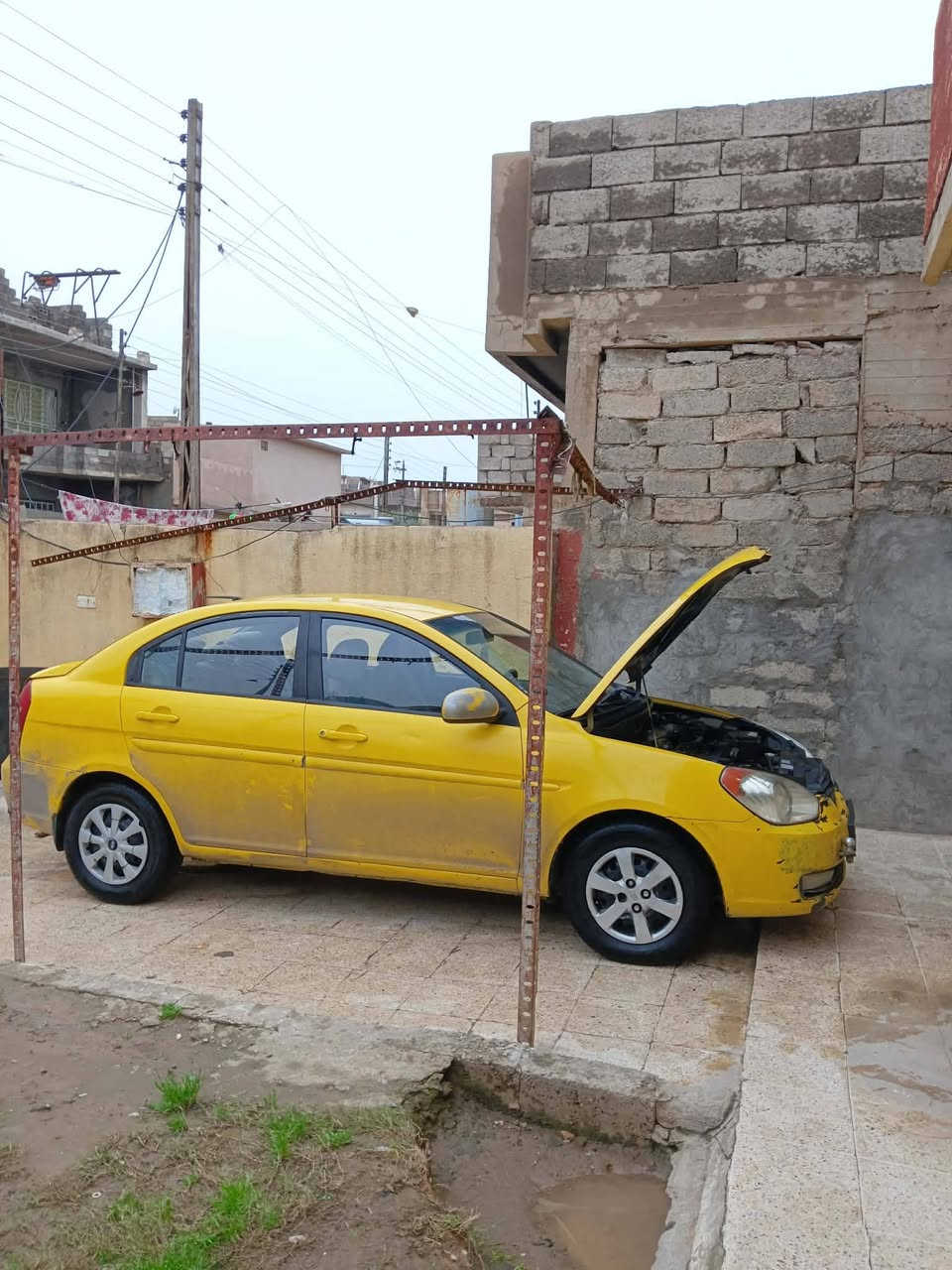 سلام عليكم اكسنت البيع رقم نينوي رقم انكليزي امريكي محرك 16 كير جديده طخم توير جديد السعر 87 وبيها مجال ***********
