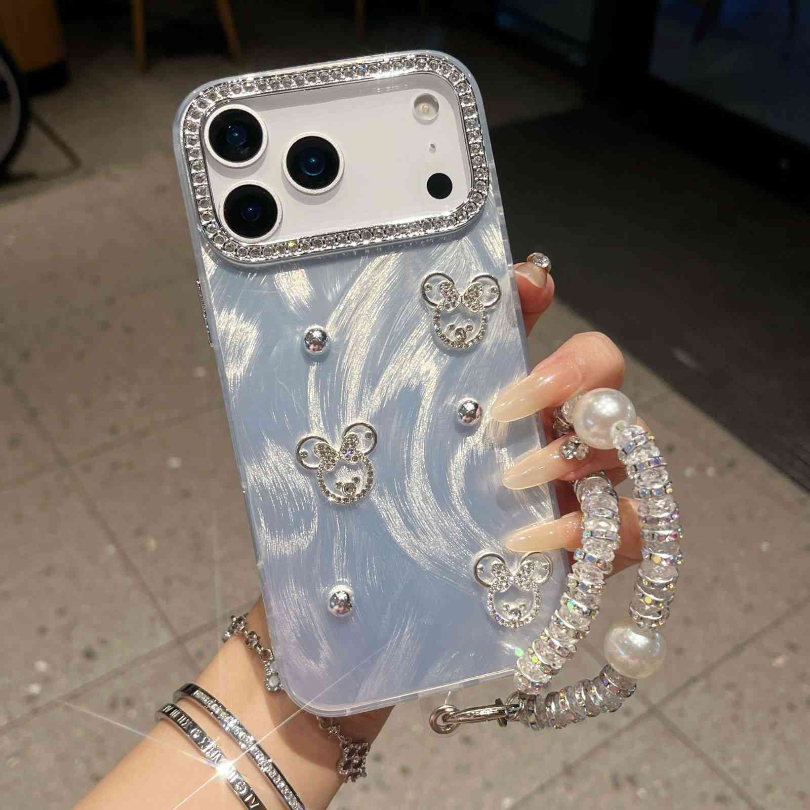 الى زبائننا الكرام  🔴اهلًا وسهلا بكم في مكتب لاند فون للموبايل🤝🏻
🔴كل ماتحتاجه من اجهزه لاحدث الموديلات والنوعيات 📱

    
                                 
🔴زورونا ع العنوان التالي...
قضاء بلد  مقابل مركز شرطه بلد  
للإستفسار او الطلب مراسلة البيج او الاتصال ع الرقم ***********📞
