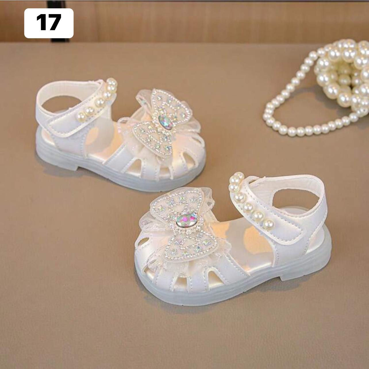 احذيه اطفاال القيااسات داخل المنشور والاسعار ثابته رجاءً

@إشارة


**إذا كنت صاحب هذا الإعلان وتريد حذفه لأي سبب، رجاءا أرسل رسالة إلى الدعم الفني**