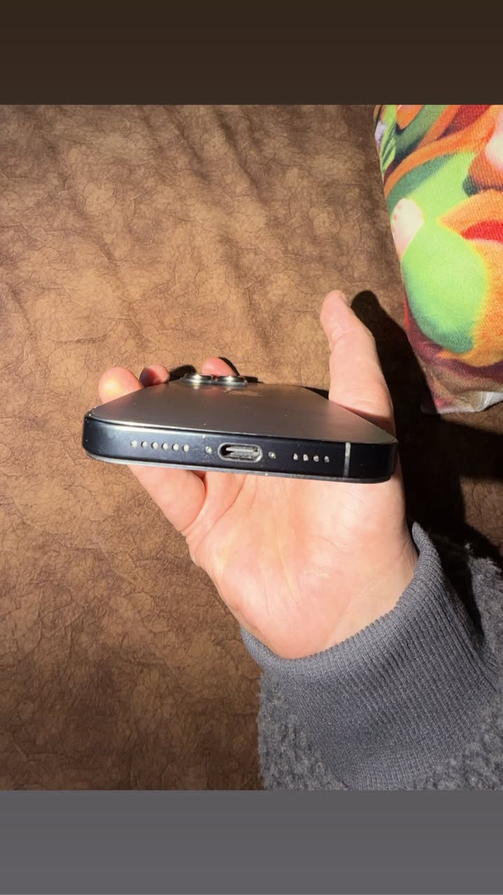 16 برو ماكس 265 بطاريه 96 مبدل بي شاشه او ضهر سعره مناسب 800 او عالفحص


**إذا كنت صاحب هذا الإعلان وتريد حذفه لأي سبب، رجاءا أرسل رسالة إلى الدعم الفني**