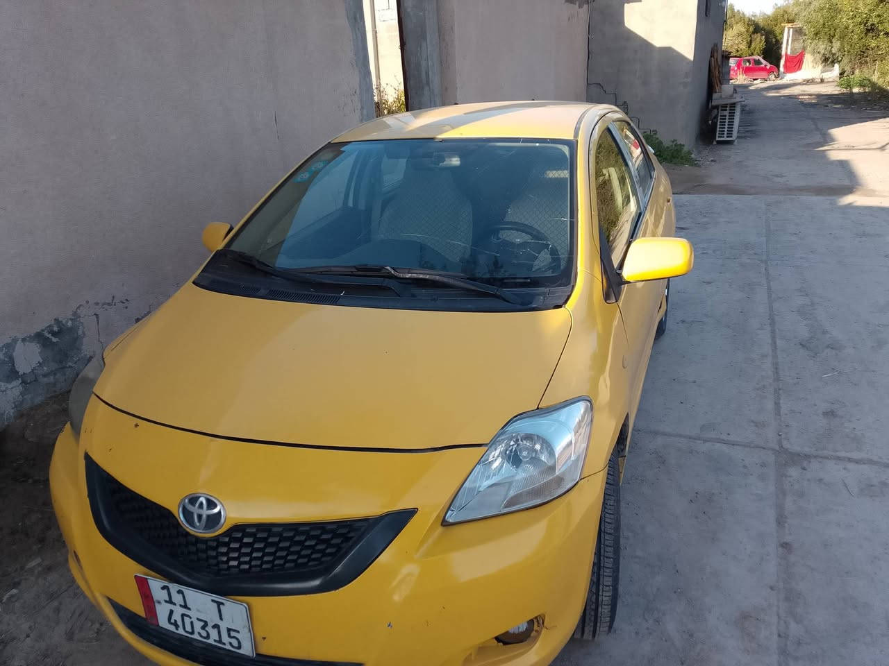 السلام عليكم اخوان تويوتا يارس موديل ٢٠٠٧خليجي بأسمي رقم بغداد تحويل  تدفئة تبريد شغال ثاني يوم مكاني بغداد جسر ديالى القديم أو اليرموك السعر ٦٨بيها مجال بسيط سيارة خير من الله نواقصاها مقعد الاكشن الخلفي مكسور وإذان محرك فقط رقم تلفون *********** متواجد واتس اب
