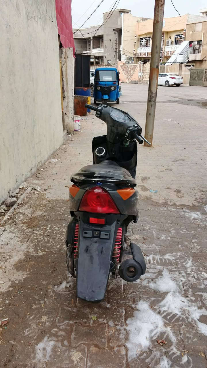 سلام عليكم للبيع دراجة ماكس ثعلب الدراجة جديدة الكهربائيات كلهة شغالة مكان الدراجة بغداد المحمودية السعر 400وبيهة مجال بسيط الرقم ***********,***********
