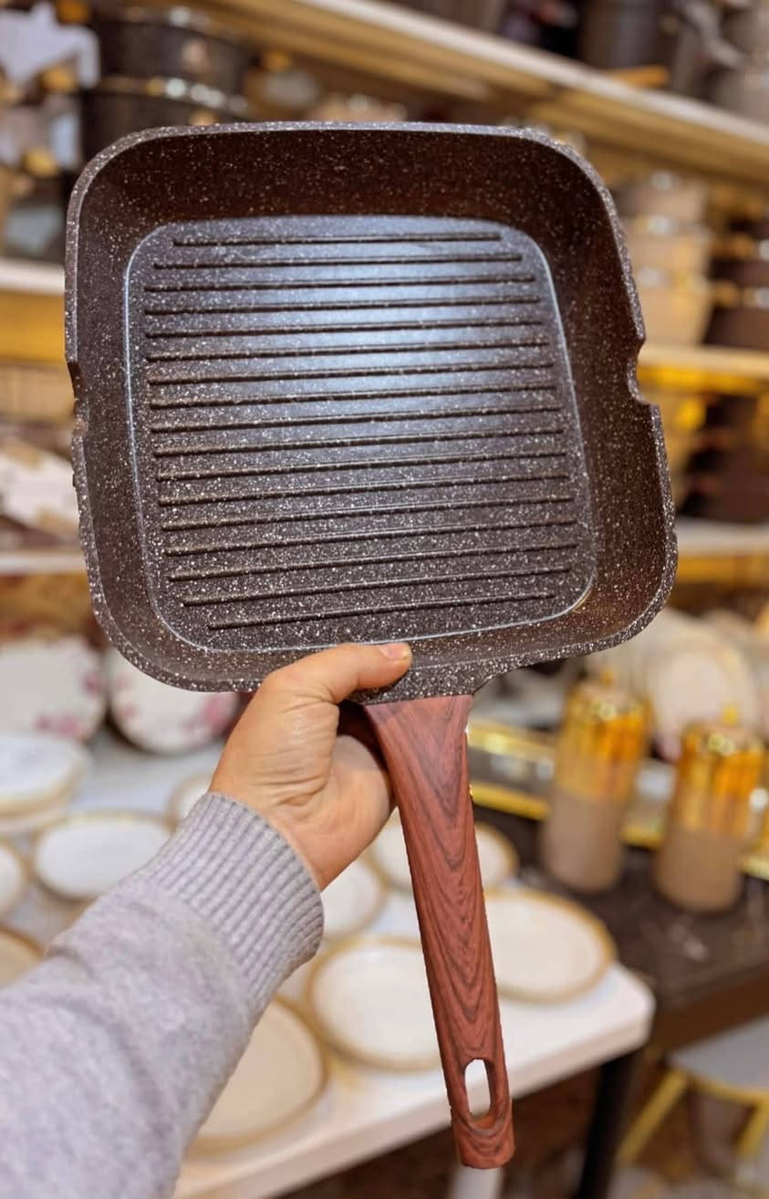 طاوه زيووو جننن سعرها 15 زيتيه شوي جننن قياس 24


**إذا كنت صاحب هذا الإعلان وتريد حذفه لأي سبب، رجاءا أرسل رسالة إلى الدعم الفني**