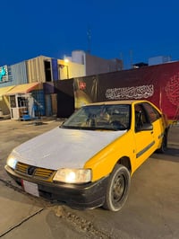 بيجو ٤٠٥ • ٢٠١٠ • نجف