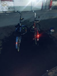 عندي بايسكل احمر حلو ونضيف تجي تكلب وتشوف ميعجبك رجع بس بايسكل نضيف جو...