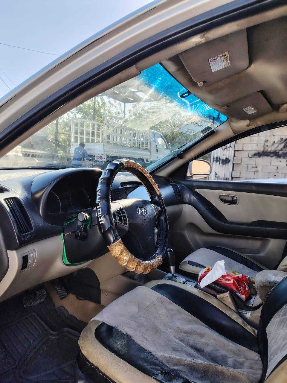 السلام عليكم  افانتي مديل 2009  بيها جاملغ أمامي صوب السايق  صبغ مكفوله من الضربه القويه شواصي حوض كفاله مكينه كير جدد تبريد ثلج تخم تاير جديد حدا ديه شاشه كامره سنويه ل٢٨تحويل ثاني يوم مشروع وطني رقم بغداد  مداور السعر 88$وبيها مجال الشراي اتصل وبيك خير وتدلل   ***********
