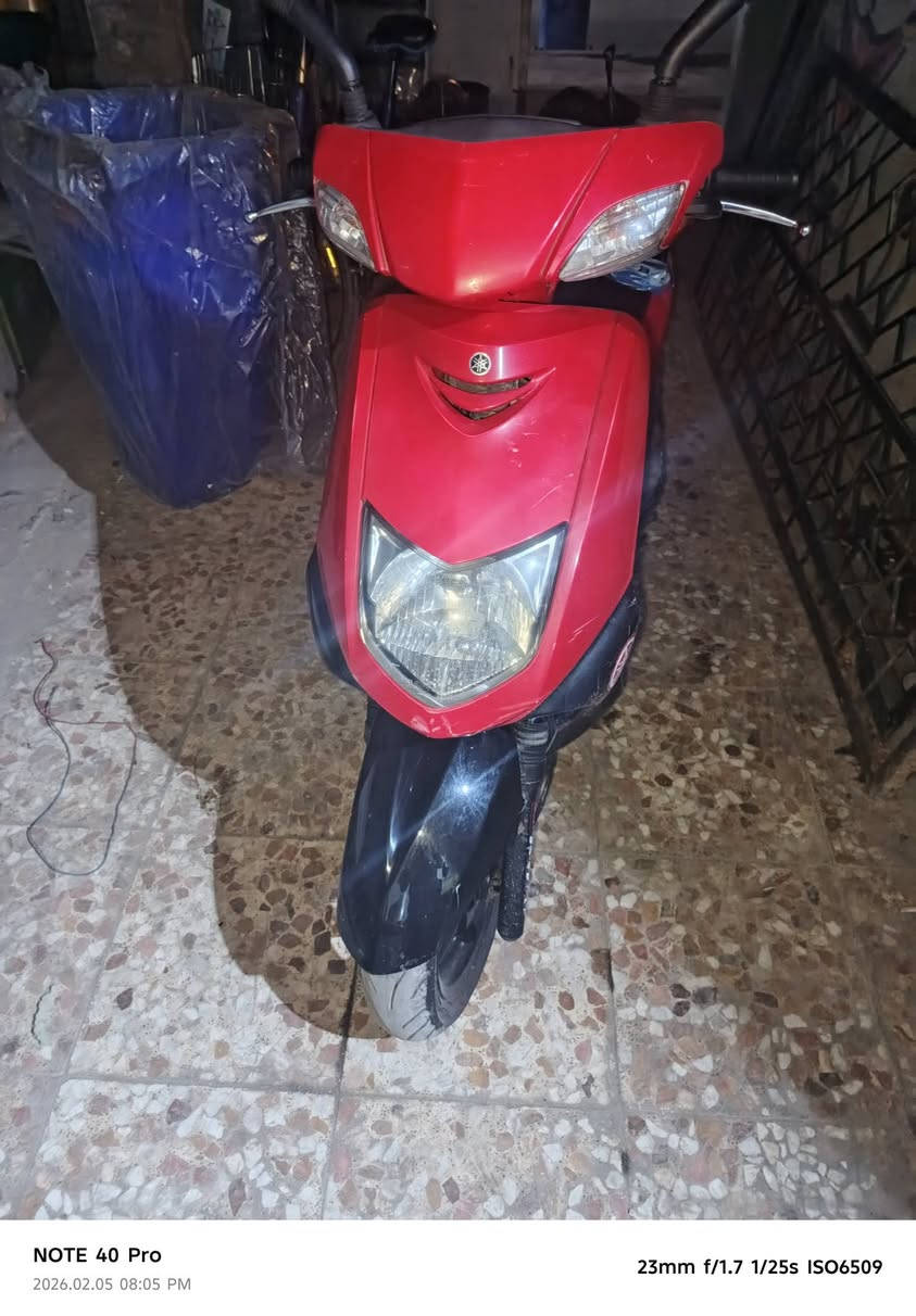 سكنس ١٤٠ بلاديه نكره سلف كلشي شغال وعل الابلاد رايدهه ب٤٠٠ وبيهه مجال بشعب شارع الصحه ***********

