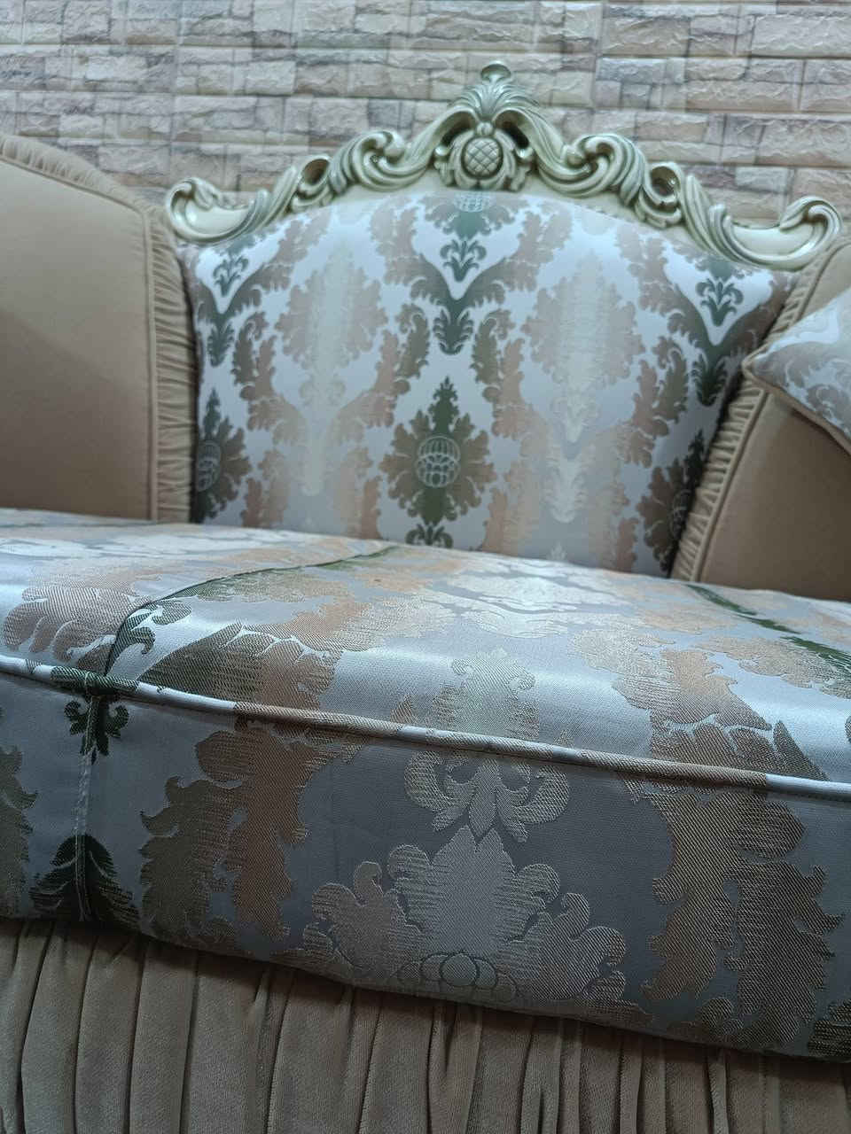 تخم تكمه وضخم يجنن خشب زان الأصلي استعمال قليل 10 مقاعد سفنج مميز ضغط عالي


**إذا كنت صاحب هذا الإعلان وتريد حذفه لأي سبب، رجاءا أرسل رسالة إلى الدعم الفني**