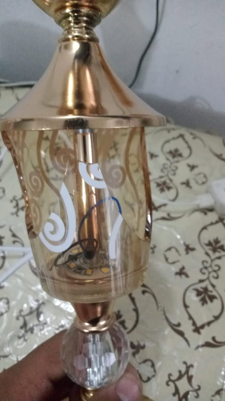 تيبل لام للبيع وحده منهم جامه ماله مكسوره فقط وهنه بهدم بل جيس ما مفتوحات نشره داخليه وخارجيه الي يشتري يراسلني بل واتس ***********
