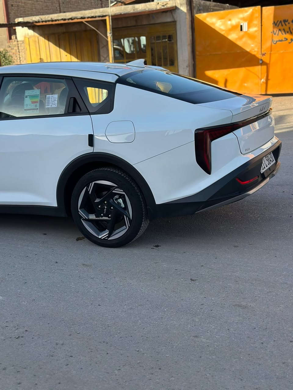 سيراتو k4 2025 خليجي ضمان الشركة الدولية ماشيه 17 الف كفاله عامه رقم بغداد فول مواصفات مكان السياره سماوه المركز ***********

