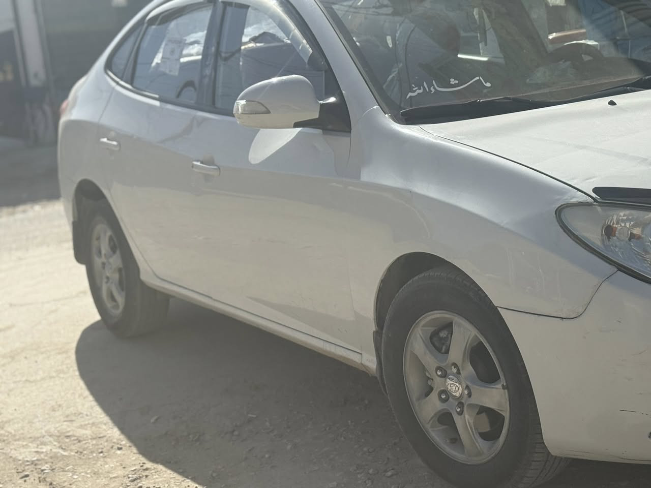 سياره للبيع التواصل على رقم *********** السعر 105 وبيه مجال الضرر 3قطع بس
