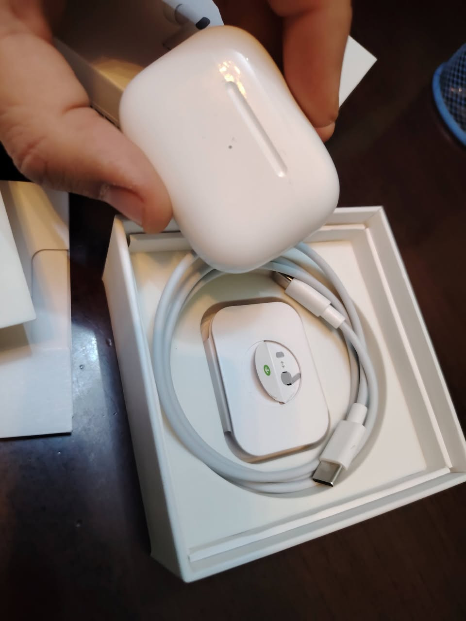 ايربود جيل الثاني برو
شباب عندي كميات من عدها والقطعة اصلية الله يشهد عليه طلعتلي بحاوية الكترونيات ماركة سعرها شامل التوصيل ٣٥ على الرقم واتساب
***********
