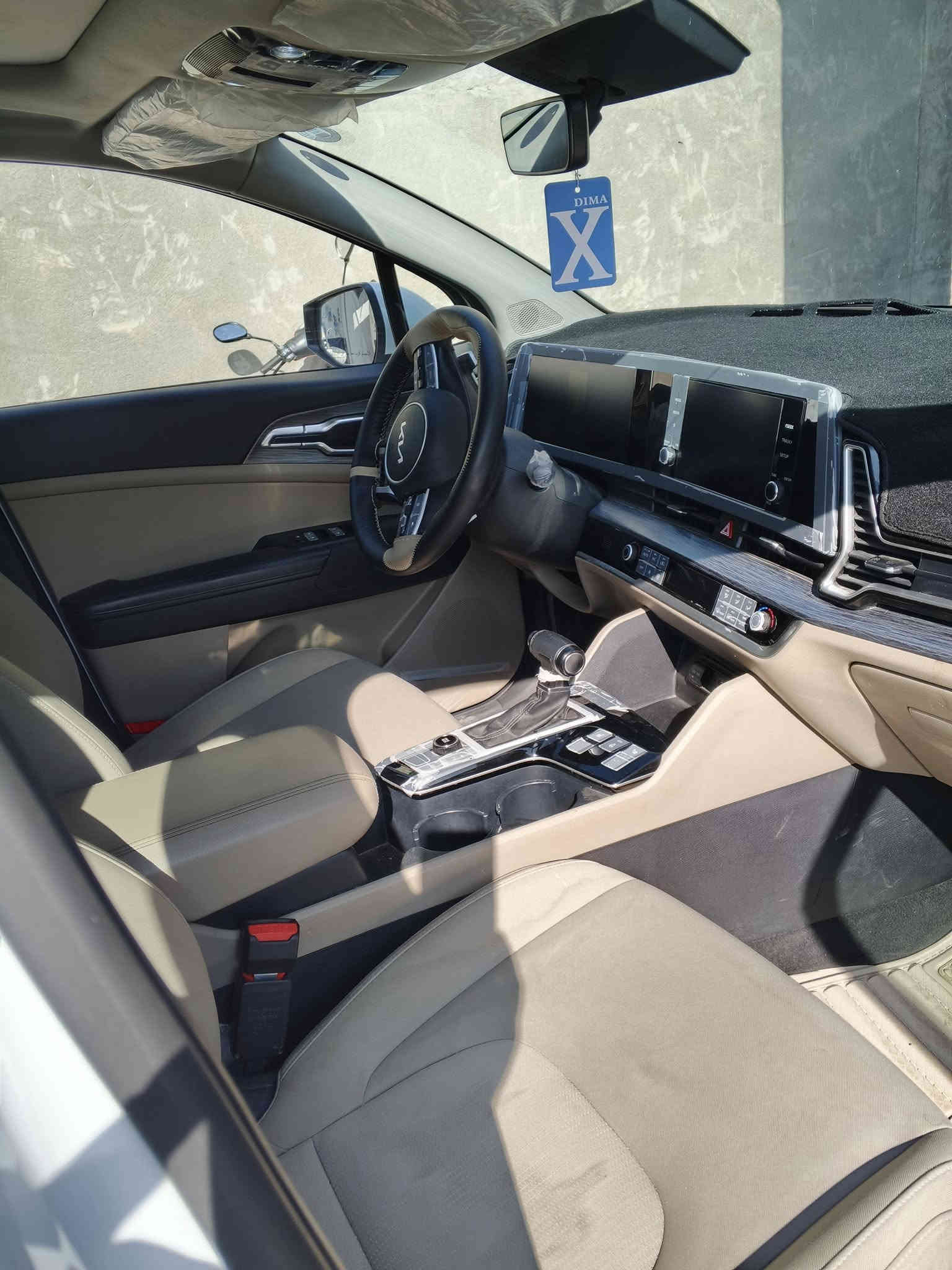 السلام عليكم للبيع سبورتج موديل 2024 ماشيه 30 الف
فول السياره رقم اربيل تحويل مباشر مكفولة كفالة عامة

المواصفات :

بنورما السياره 

كراسي كهرباء 

شاشه ديجتال 

جنطه كهرباء 

اوتو هولد

لد امامي LED

هندبريك دكمه  

السياره كلهة على وضع الشركه سونرهة مرفق مع الصور 

***********

السعر 235 بيهة مجال
