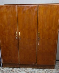 خزائن • أغراض منزلية • متنوع