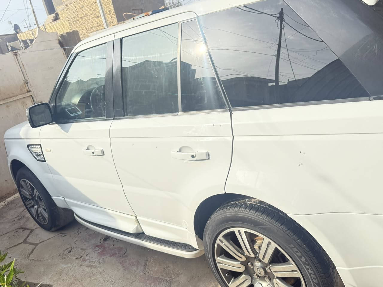 رانج موديل 11 مكينه 8 بدون سوبر. جوبلاسات تصعد وتنزل حداديه خير من الله سياره نقصها فقط طواحين ماشيه 130 سياره حيل نضيفه ‭0783 862 2406‬ مكان بابل
