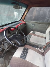 كيه مديل 96 الشاصي مكفول ورقم الشاصي واضح والنسوية موجودة بس ما اندل ص...