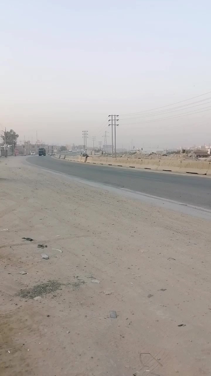 السلام عليكم
#عرصه للبيع طابو صرف الديوانيه حي الزيتون قريبه كلش للشارع العام وقرب مخبز النخيل سادس عرصه عن الشارع العام الرئيسي 
المساحه 200 متر الواجهه 10 و النزال 20
للاستفسار ***********
اجازه بناء كامله جاهزه لقرض الإسكان
المنطقه ماء خطين ومجاري وحاليا بمرحله القلع للشوارع
