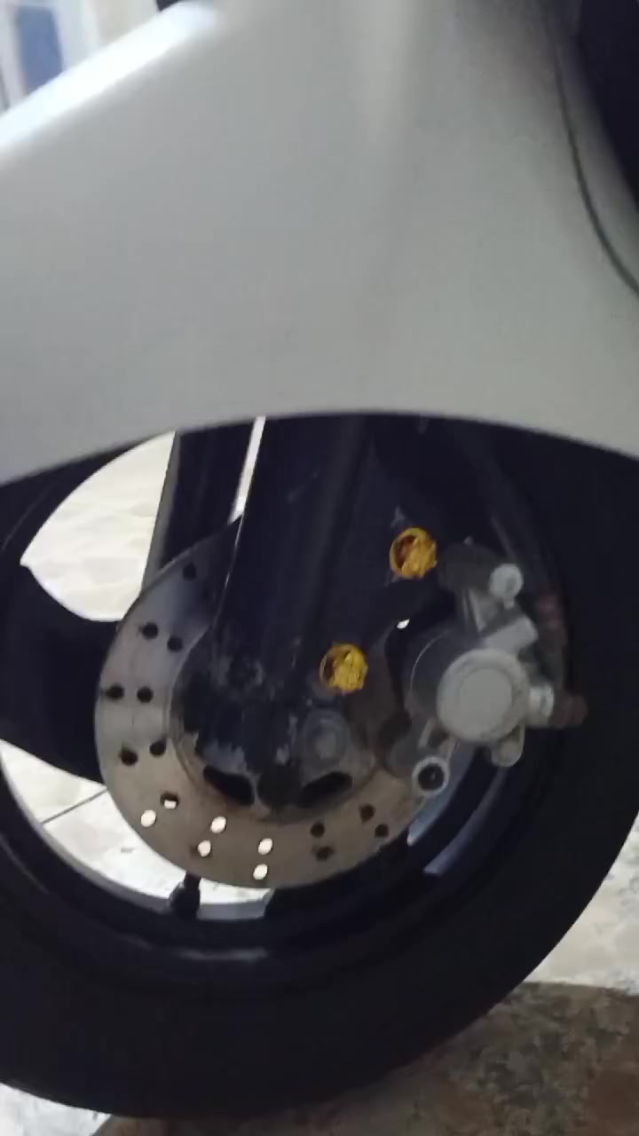 السلام عليكم
دراجه بوليس للبيع حاويه الوصل موجود مجمع الزيتون مكينه ناعمه  دراجه خير من الله مشي ومعدل حلو 
***********
