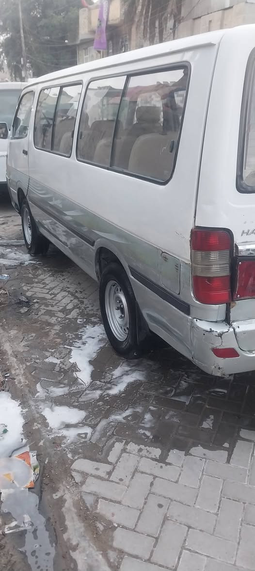 سلام وعليكم جنبي مديل 9 سياره جاهزه مكينه كير اكسن تخم تاير داخل كله جديد بيها صبغ شوي بلبنيد السعر 52 مكاني بغداد
***********
