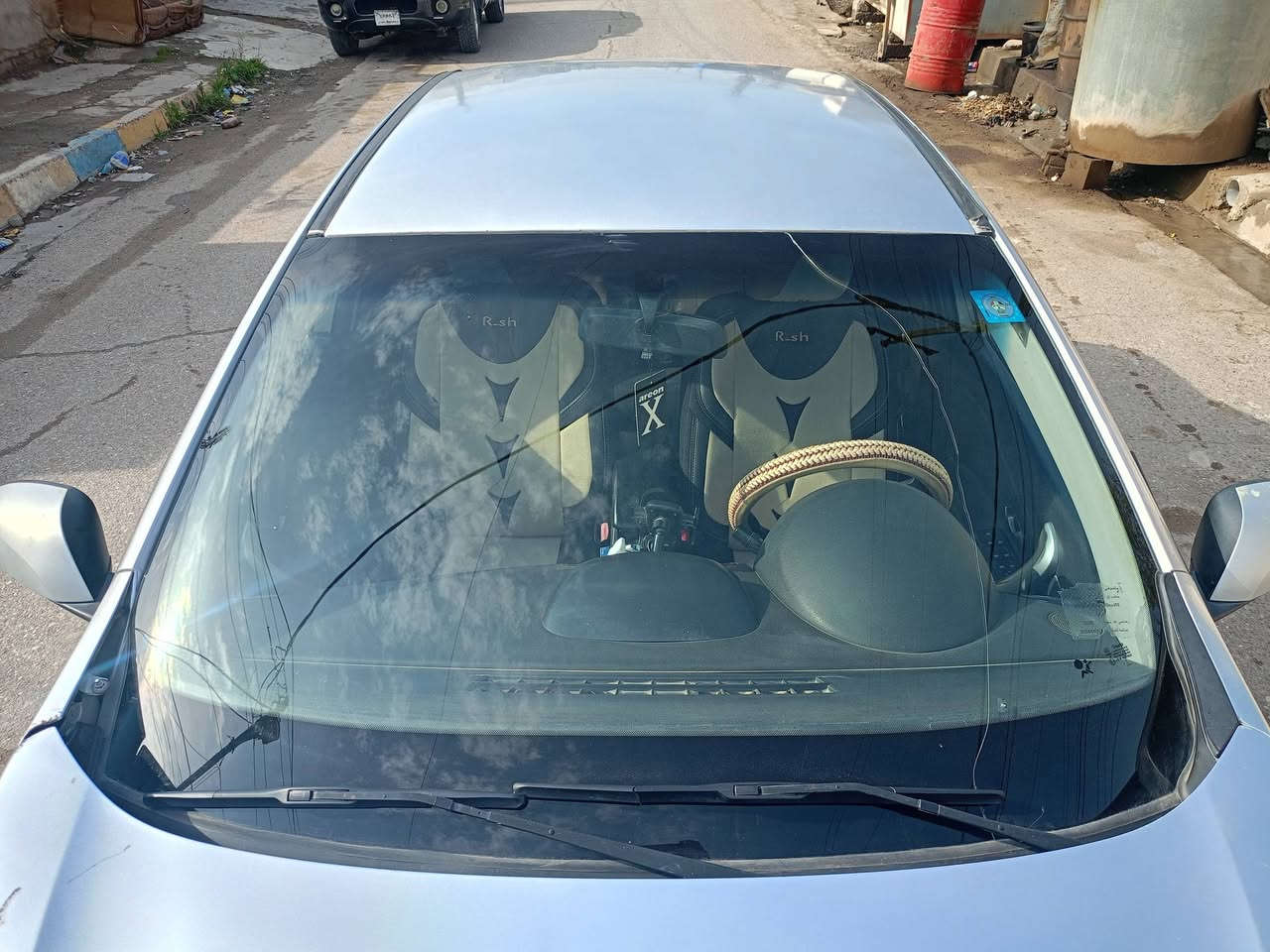 السلام عليكم سامسونك كوري موديل 2010 كير و محرك مال گصه  شرط رقم كركوك سنويه 30 شرطه التحويل مكان السياره تكريت  لباقي التفاصيل اتصل ***********.  السعر 48 ورقه وبيه مجال للشراي
