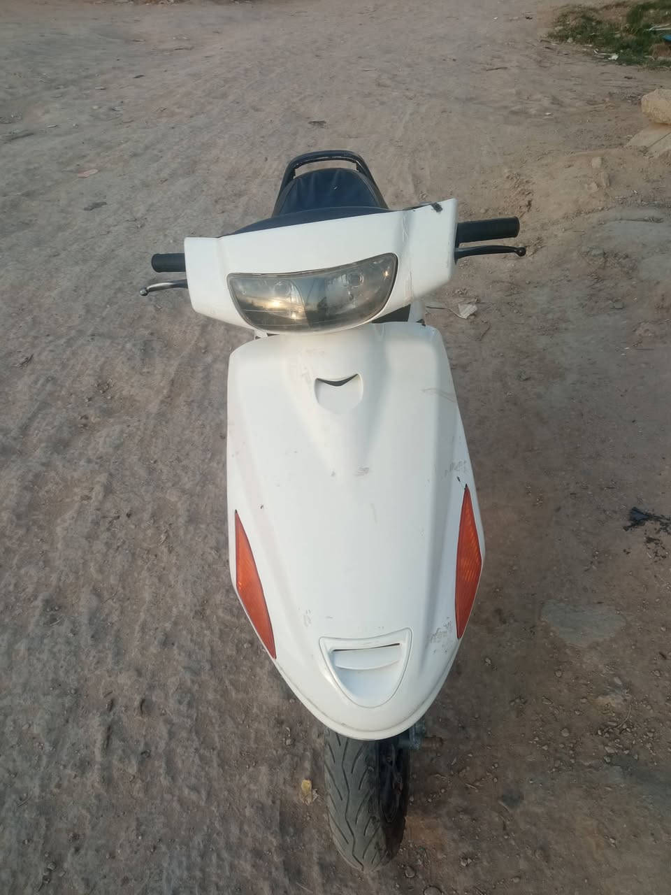 السلام عليكم دراجه فراشه كريستال للبيع جاهزه ونظيفه المكان حله شارع 80 قرب الساده ابو خطاب ما ناقصها كل شيء السعر 350 وبيها مجال بسيط ***********
