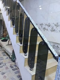 مساعد خلفة • محجّر زجاج • محجّر ألمنيوم