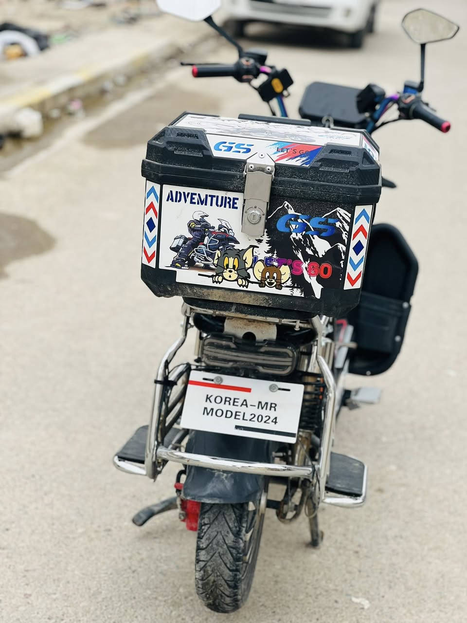 السلام عليكم دراجه شحن للبيع او مراوس نوع كوري 6بطاريات الله شاهد مبدلهن صار شهر ونص مثل مكاعدين تشوفون نضافة الدراجه كربائيات شغاله كلها السعر 550وبي مجال للشراي واتساب فقط ***********شعندك نزل
