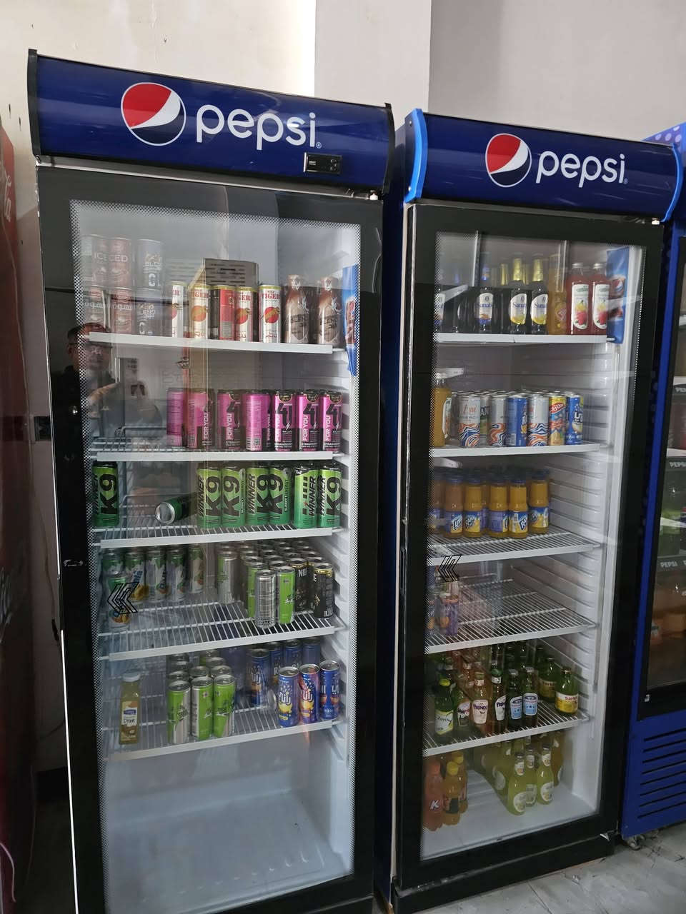 غراض أسواق لبيع عارضات ومجمدات رف ساله جبس عنوان كركوك ***********
