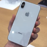 اكس ماكس ذاكرة 256 بطارية 100 مبدله السعر 240 نقد فقط 07707577467 0784...