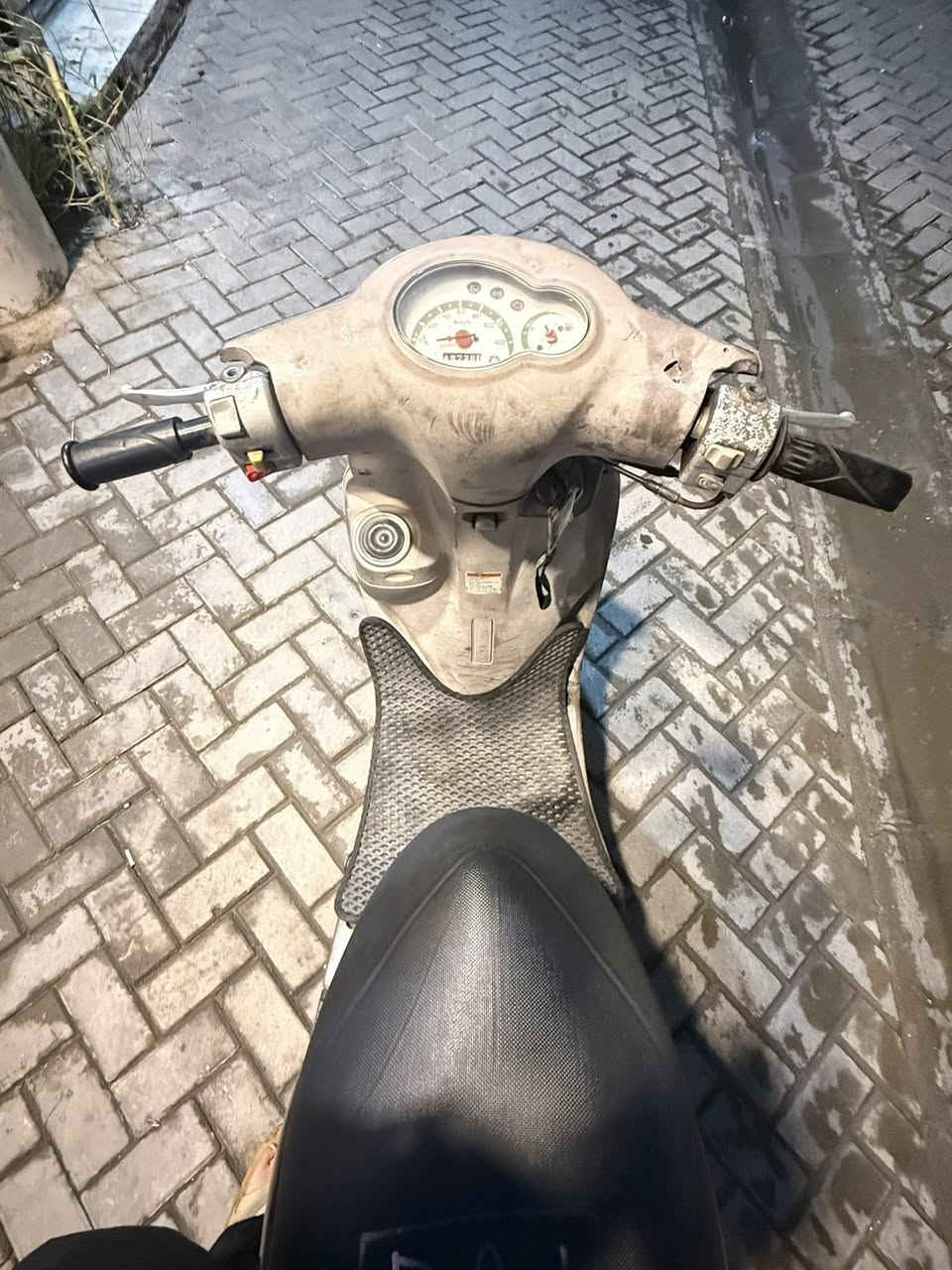 السلام عليكم فله بعدها رمبه تجي تفحص وتشوف نكره سلف شوكت ما تجيها سعر 950مجال قليل رقمي واتساب ***********
