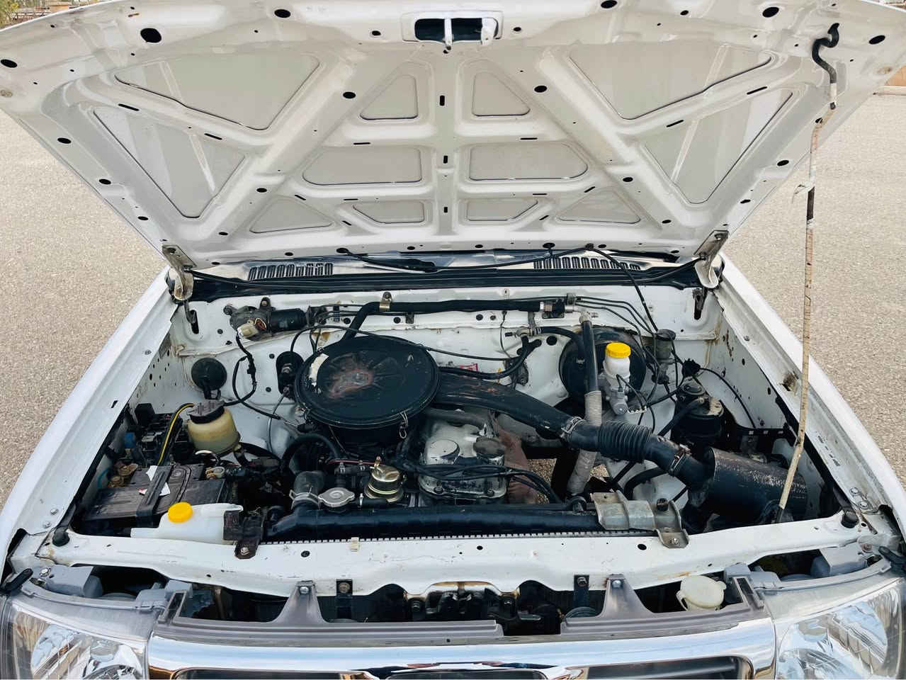 ***********
***********
نيسان تاك2001 ته بريت و پاوه ر گيرومكينه و ته بريت و ته قه وره قه به شه رت  بوياخ جي جي هه لي داوه په مپيات لي داوه به س سه قفي بوياخي نيه پيشي ده عمي نيه پشتي ده عمي نيه ناو دينگه ي هيچي پيوه نيه  سه ياره كه هه يكه لي زور جوانه سه نه وي 2031 تازه يه ره قه م يتا زه يه ٤تايه ويلي نويه هيج مه  سروفيكي نيه مالي دوسته ده عامي بو ده عامي به شه رت جه مجه يه كي شازي پيوه يه مالي كاسبيه بو زا نياري زياتر په يوه ندي بكه به م ژماره ته له فونانه 
سعر:68 گه لا و كه ميك ماجال 
 ناونيشان:کۆیە
***********
*********** كويسينجاك, أربيل
