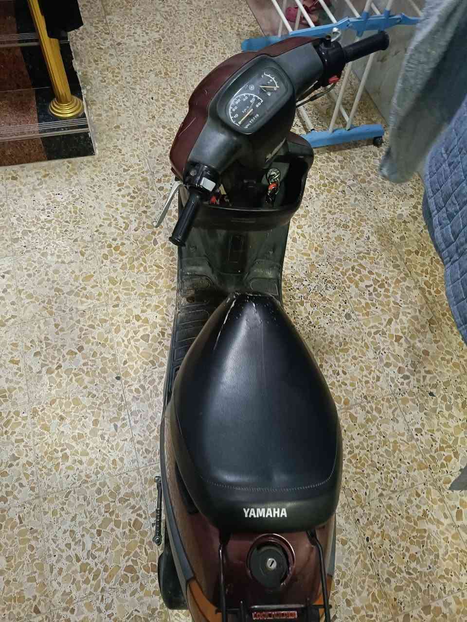 بطه 2000 للبيع شرط محرك ممفتوح  سعره 650 ***********
