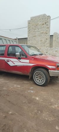 نيسان بيكم • ١٩٩٢ • محرك نضيف