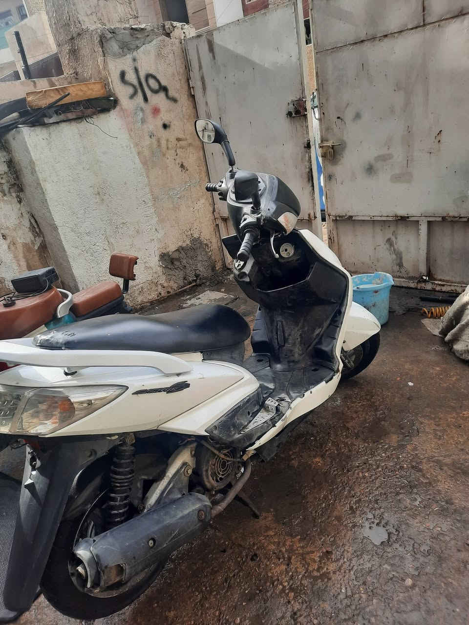 السلام عليكم دراجة سكنس فحل كابريتر نكرة سلف وهندر باي وكت يرادلها نقوصات بسيطة السعر ٥٠٠ وبيهاا مجال مكان بغداد شارع فلسطين


**إذا كنت صاحب هذا الإعلان وتريد حذفه لأي سبب، رجاءا أرسل رسالة إلى الدعم الفني**