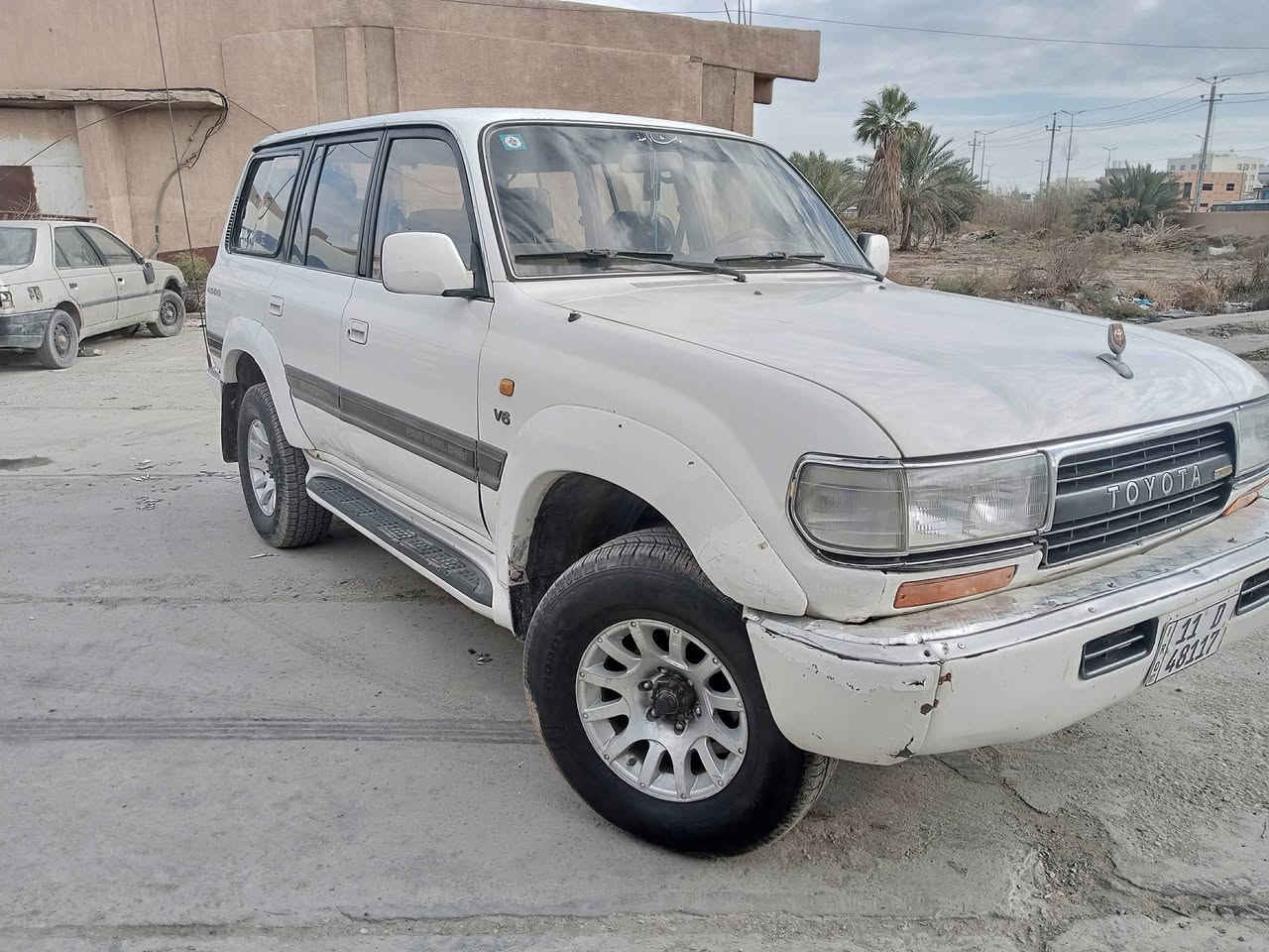 السلام عليكم سيارة لاندكروز موديل ٩٠ للبيع مجددة ٢٠٢٩ إنكليزي بااسمي محرك  3F كابريتر مكفولة من الحوادث مصبوغة تغيير لون المحرك بي بخار  ٦٥ بي مجال بسيط للاستفسار ***********
