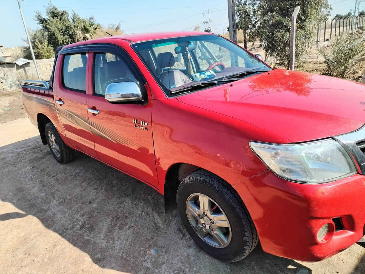 2012
شاصي 19 
رقم واسط 
تاير صدر باكيت 
دبل فيت بم 
مكينه ما مفتوحه لا تنقص و لا تبخر شرط 
فتح شاملغ 
و الباب معير بيها قليل بارد 
السعر 165قفل 
*********** اركان
