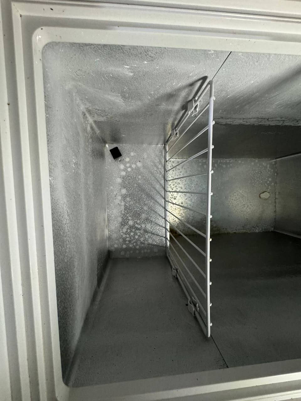 يالله السلام عليكم مجمدة استخدام بس موسم هذا  الشتاء والله اخذته 600
وهسه اريده 290 الف لتواصل ع الرقم المذكور في التعليق
