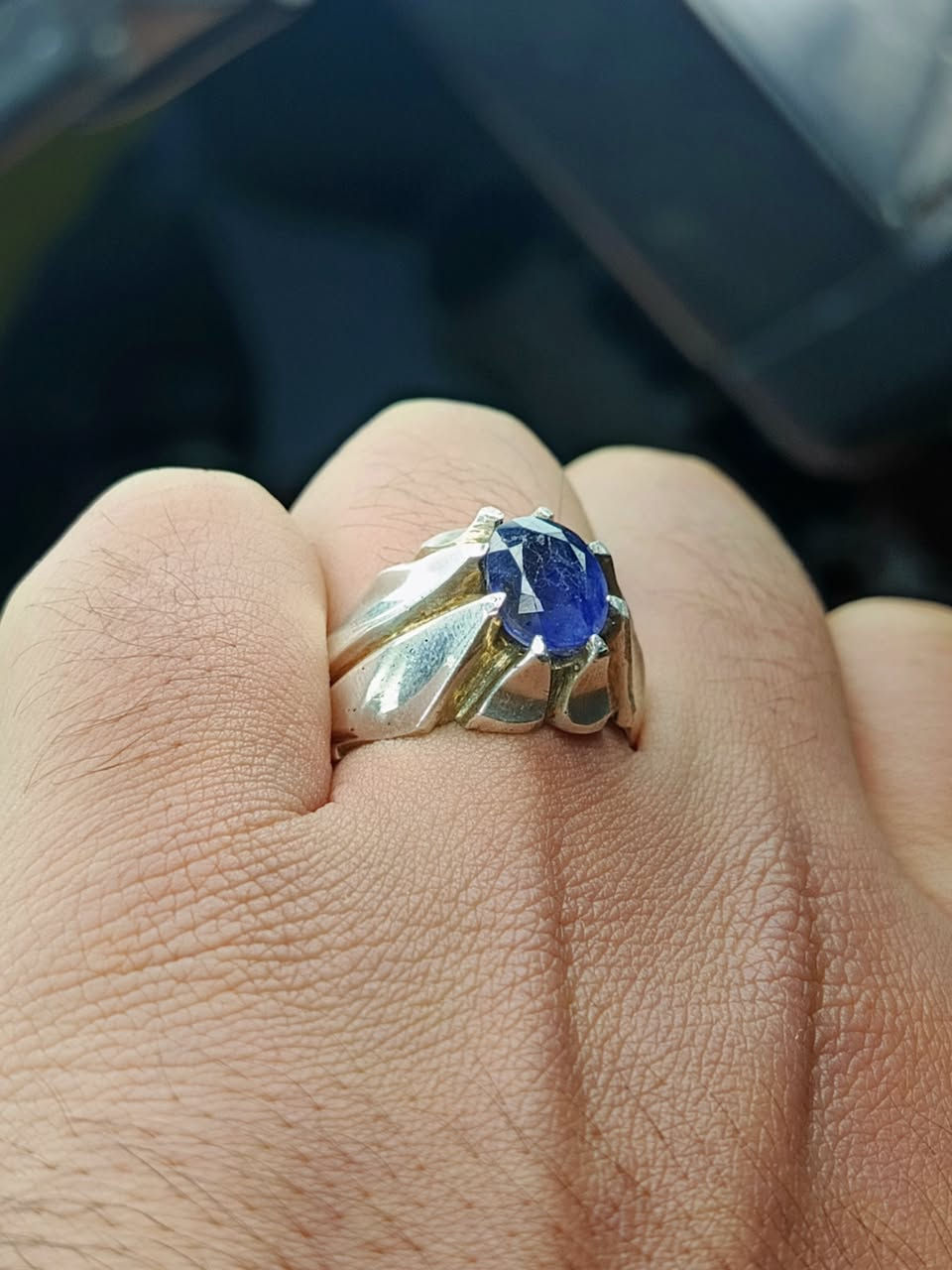 خاتم زفير افريقي طبيعي اصلي ذمة درجة اولى صياغة يدوي ثقيلة فضة ٩٢٥ سعر جدا مناسب 💙
حجز وتفاصيل أكثر خاص او واتساب ***********🌹
وموجود عندي كل انواع الاحجار والمحابس الفضة والنحاس.
