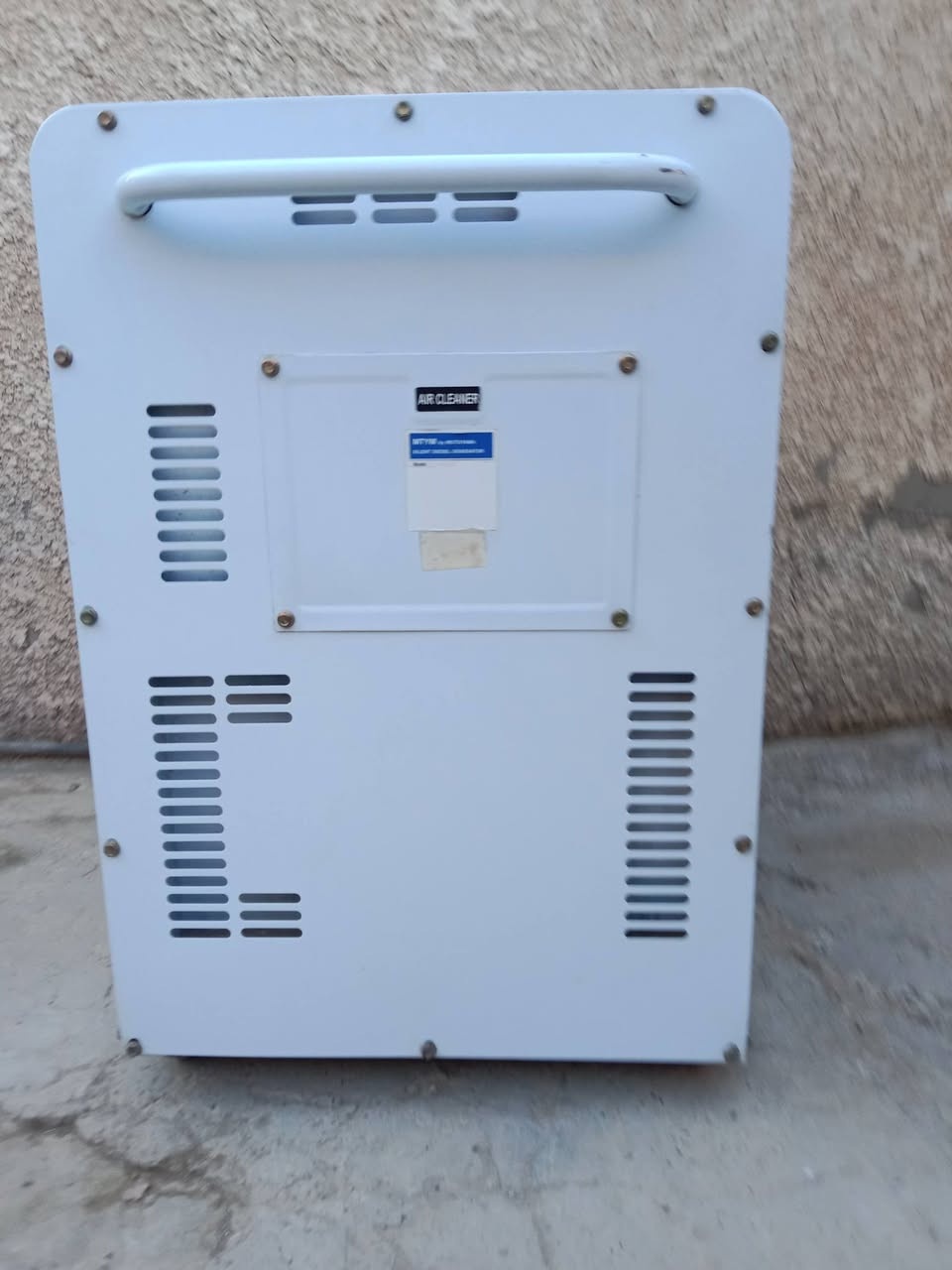 مولده كاز كاتم 8 كيفي 32 امبير حجم المحرك 192 السرعه 14 حصان حجم راس التوليد 16 سانتيم مخرج صالنصه عدد 2  زيرو ممشتغله السعر
( مليون وربع) 
العنوان بغداد قريه الانتصار مجاور الراشديه
***********
***********
