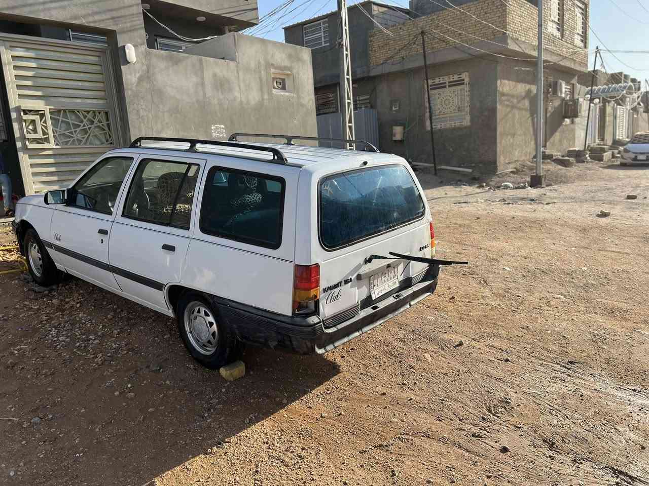 سلام عليكم اوبل كاديت موديل 1993 مكينه كابريتر 1600كير عادي رقم قادسية مشروع وطني مكينه كايمه حداديه زينه تخم تاير جديد السعر 19وبيها مجال للاستفسار ***********
