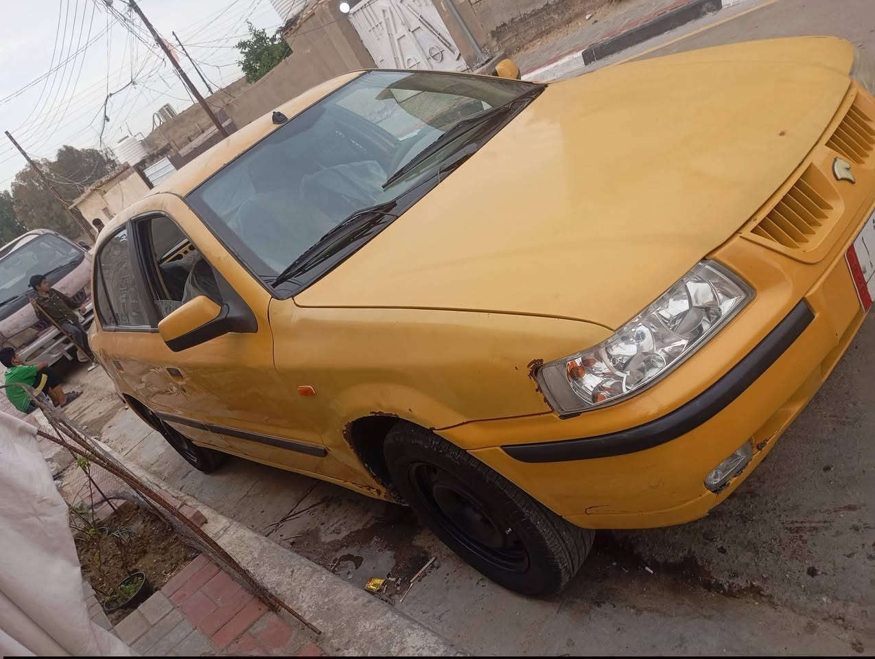 سلام عليكم سمند مديل 12 لبيع
سياره جاهزه كلشي مانقصه ترايك وين مايعجبك  تبريد يخبل 
سياره مصفره مداور ثانيوم المكان كربلاء السعر27 وبيه مجال  شراي يتصل وبخدمته ***********
