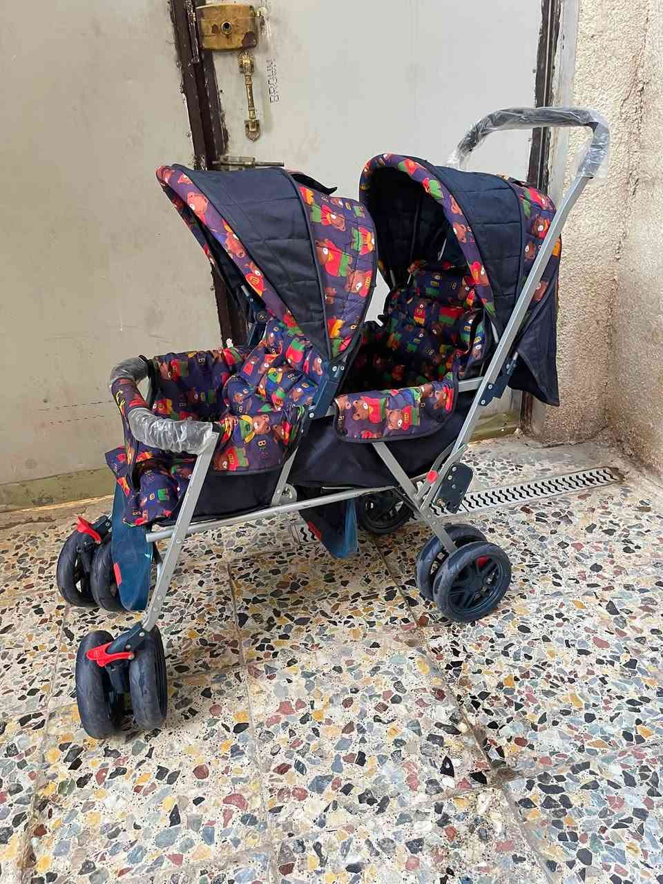 سلام عليكم عربانه أطفال نفرين أخت جديد
المكان بغداد الشعب 

*********** 

السعر 100 مجال بسيط
